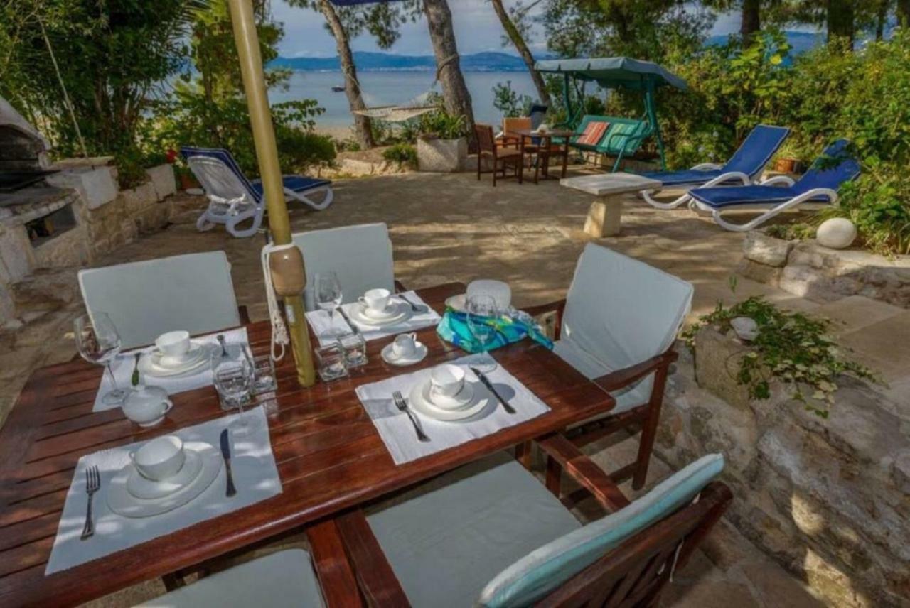 Deluxe Villa Sirena On The Beach With Pool Supetar Luaran gambar