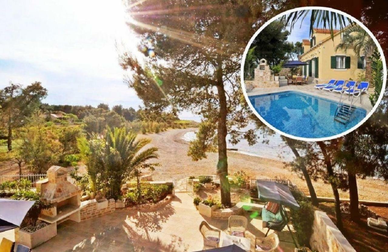 Deluxe Villa Sirena On The Beach With Pool Supetar Luaran gambar